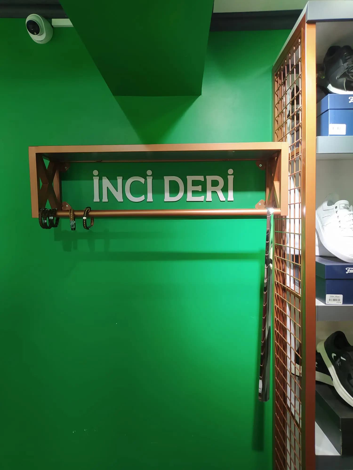 Taha Reklam iç mekan reklam uygulaması - Sultanbeyli, İstanbul