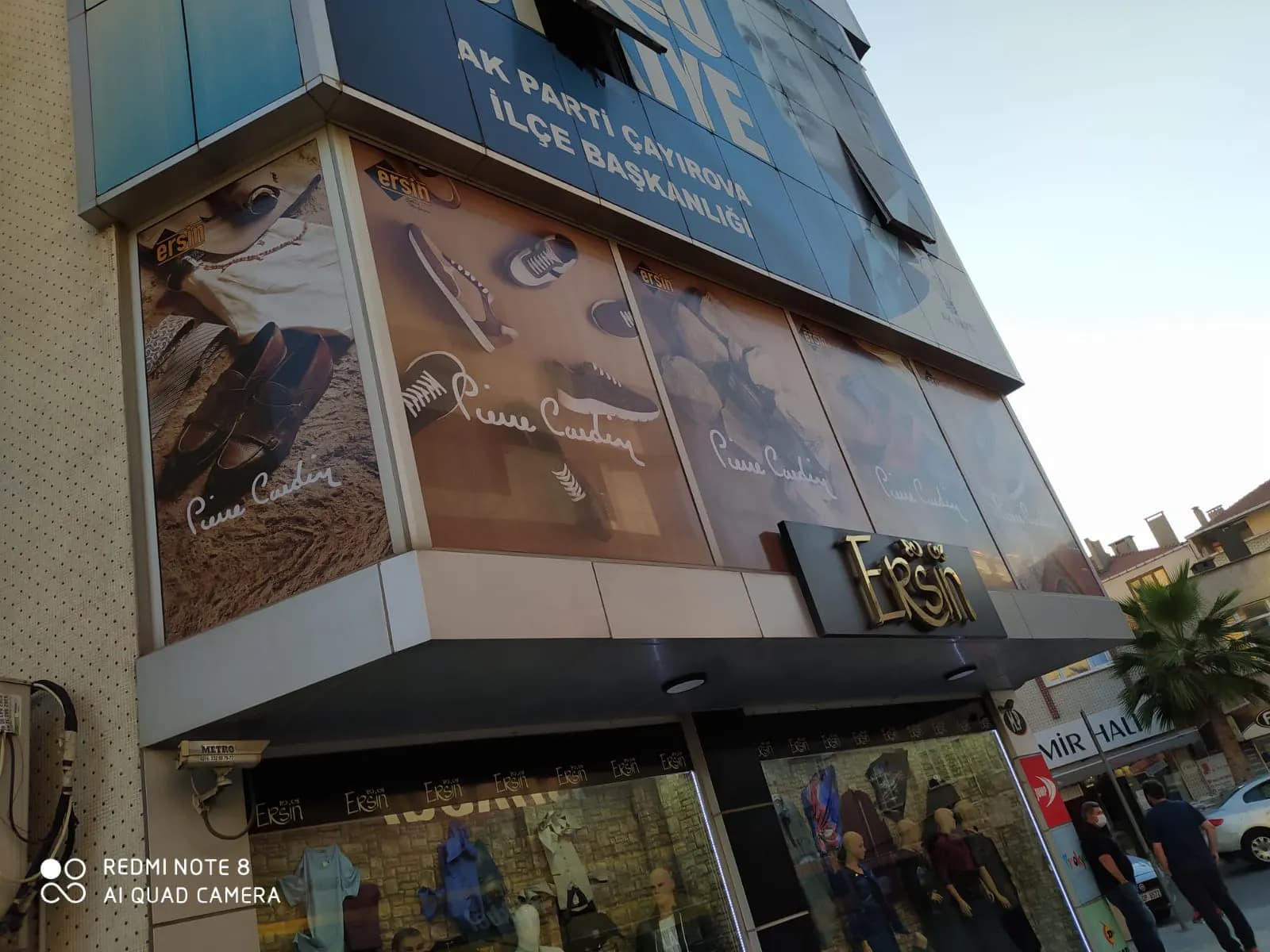 Taha Reklam dış mekan tabela uygulaması - Avcılar, İstanbul