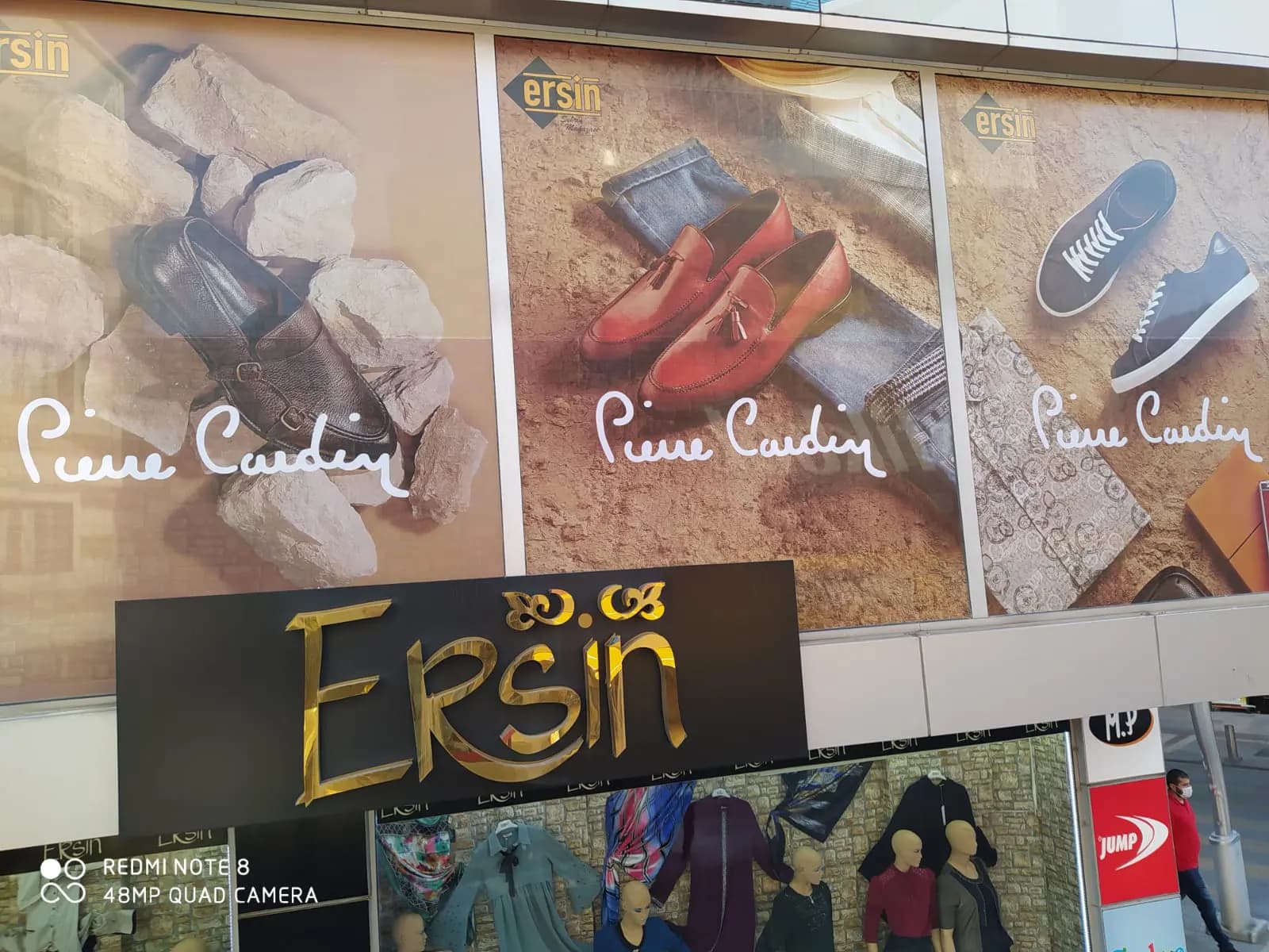 Taha Reklam dış cephe reklam uygulaması - Bağcılar, İstanbul