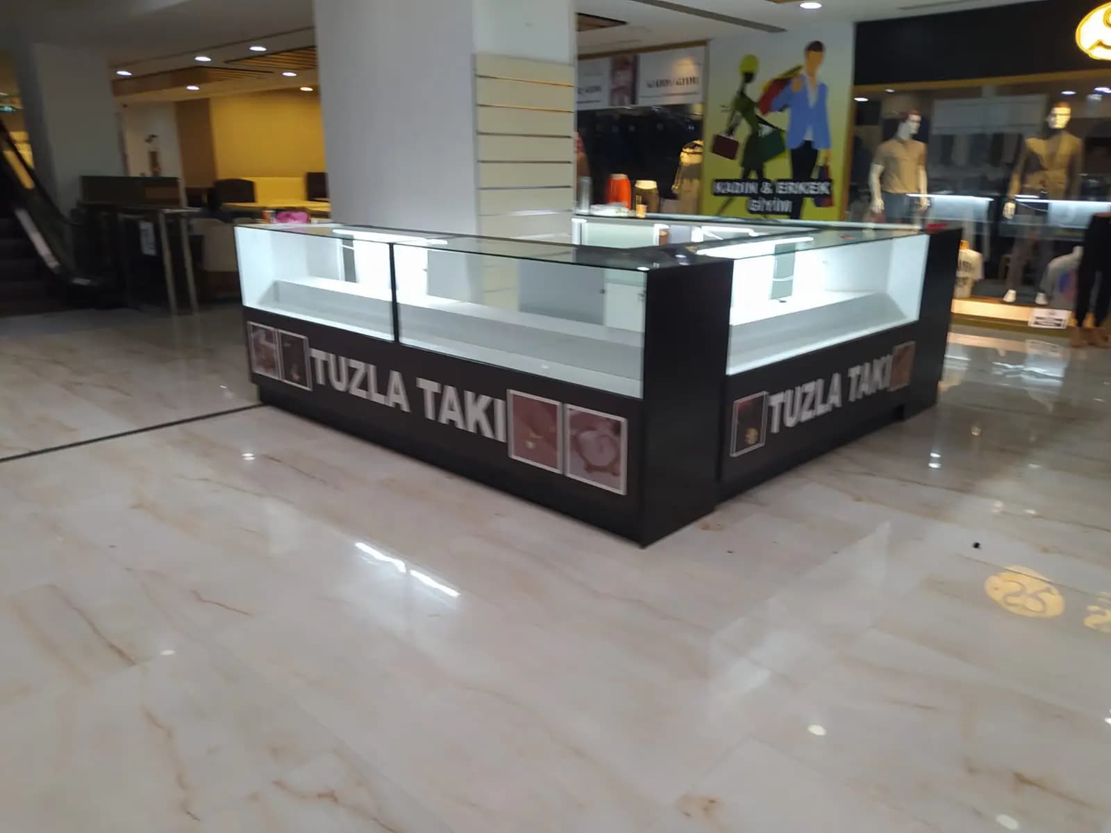 Taha Reklam iç mekan reklam uygulaması - Şile, İstanbul